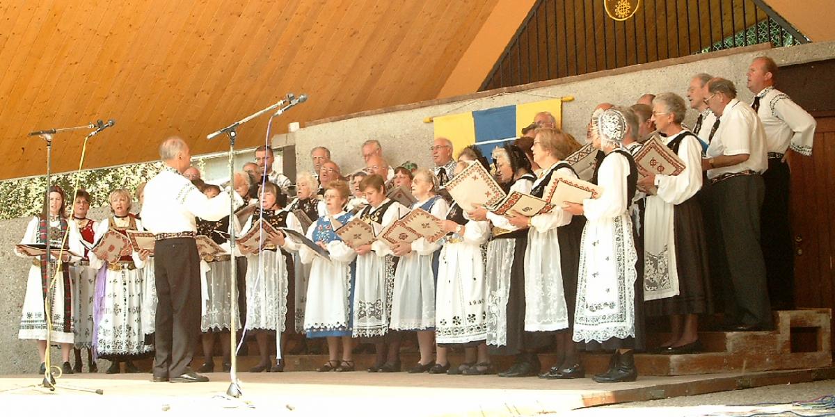    05.09.2004 -  Chor der Kreisgruppe beim ...