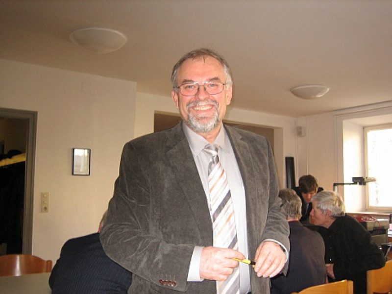 Dr. Erwin Peter Jikeli, der neue Leiter der ...