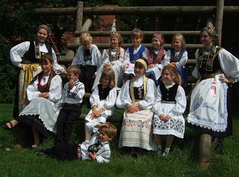 Kindergruppe Stuttgart beim Sommerfest der ...