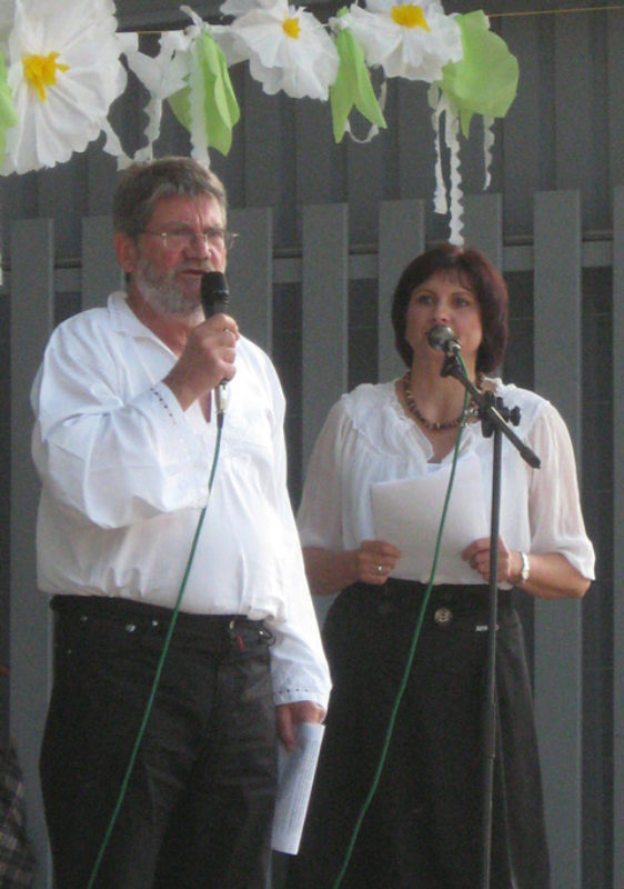 Heinz Acker und Annette Kniges whrend ihres ...