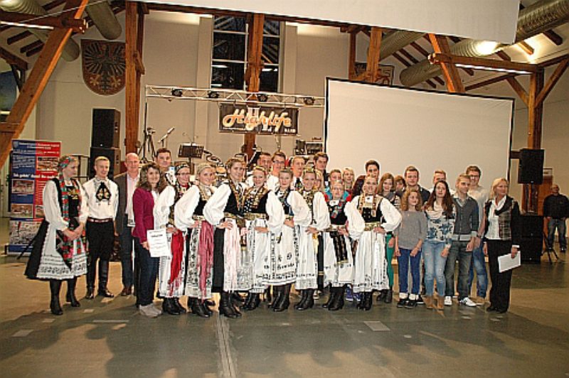Die Siebenbrgisch-Schsische Jugendtanzgruppe ...