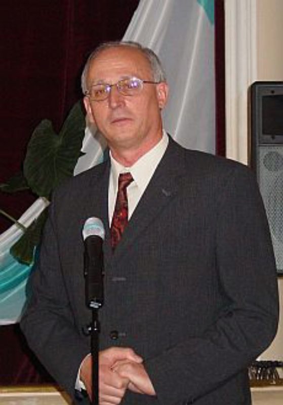Der Hermannst�dter Kreisratsvositzende Prof. ...