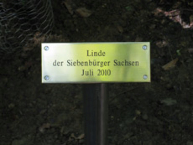 Widmungstafel f�r die von Siebenb�rger Sachsen ...