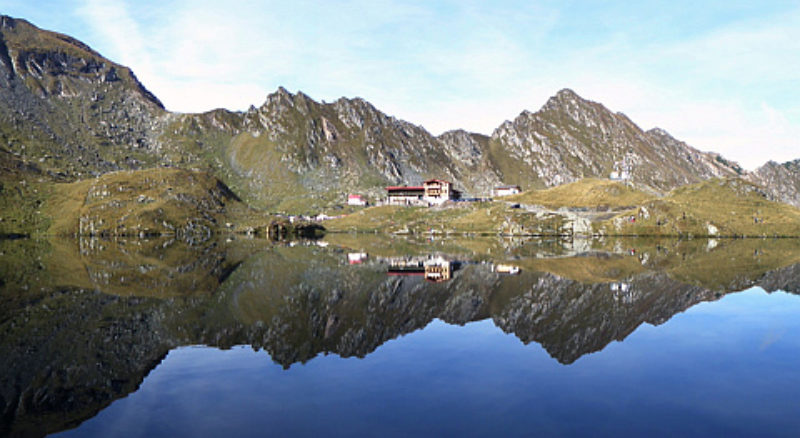 Der Bulea-See im Bulea-Kessel. Foto: Hans-Paul ...