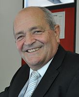 Dr. Konrad Gündisch