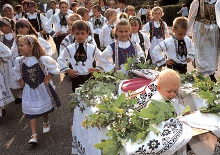 Jugend- und Kindertanzgruppe beim ...