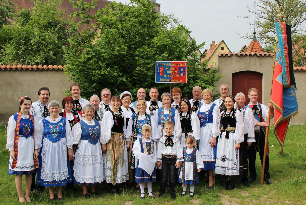    24.05.2015 -  Heimattag mit Festumzug in ...