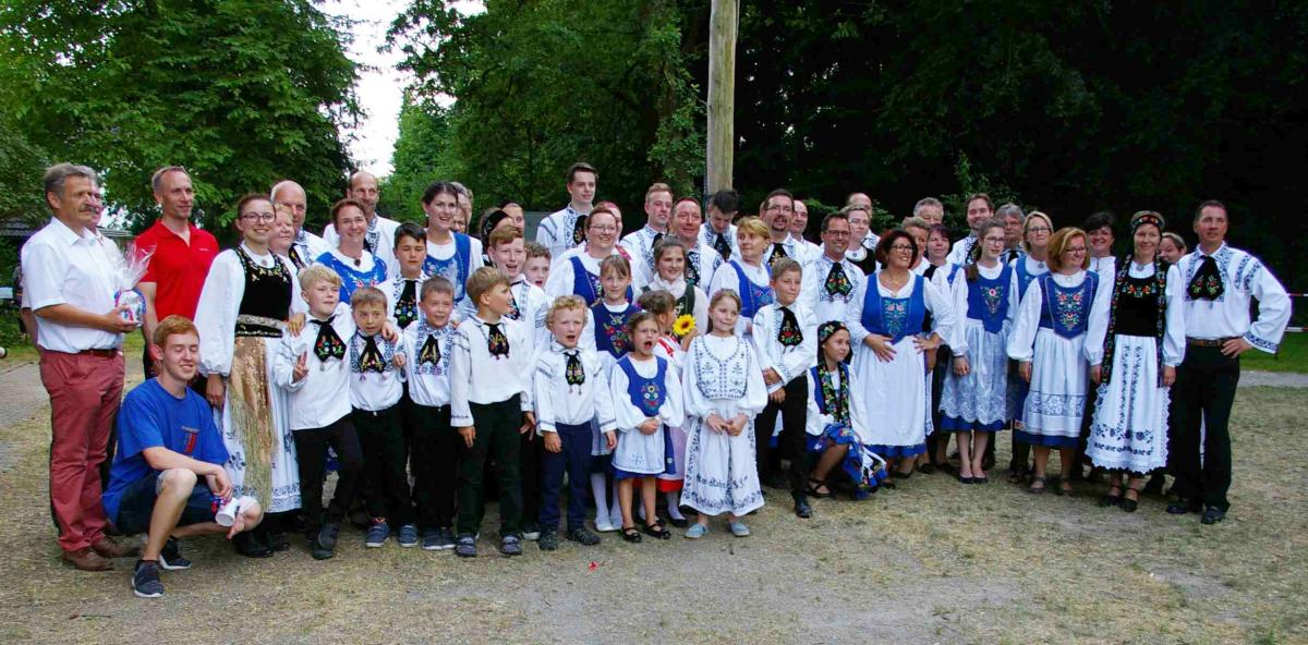    22.06.2017 -  25tes Kronenfest im Haus ...