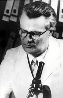 Verschieden: Prof. Dr. Dr. h.c. Arnold Graffi.