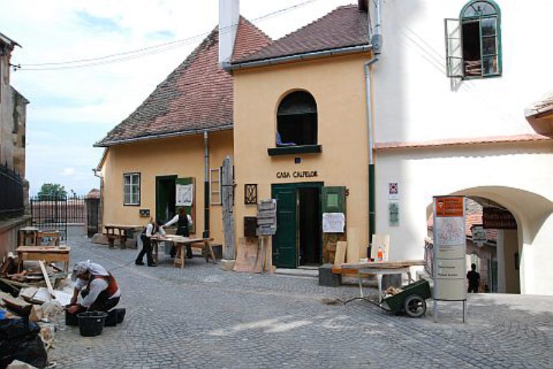 Die Gesellenherberge am Hermannstdter Huetplatz. ...