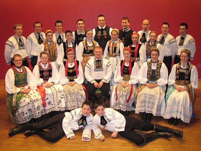 Die Siebenbrgische Jugendtanzgruppe Heilbronn ...