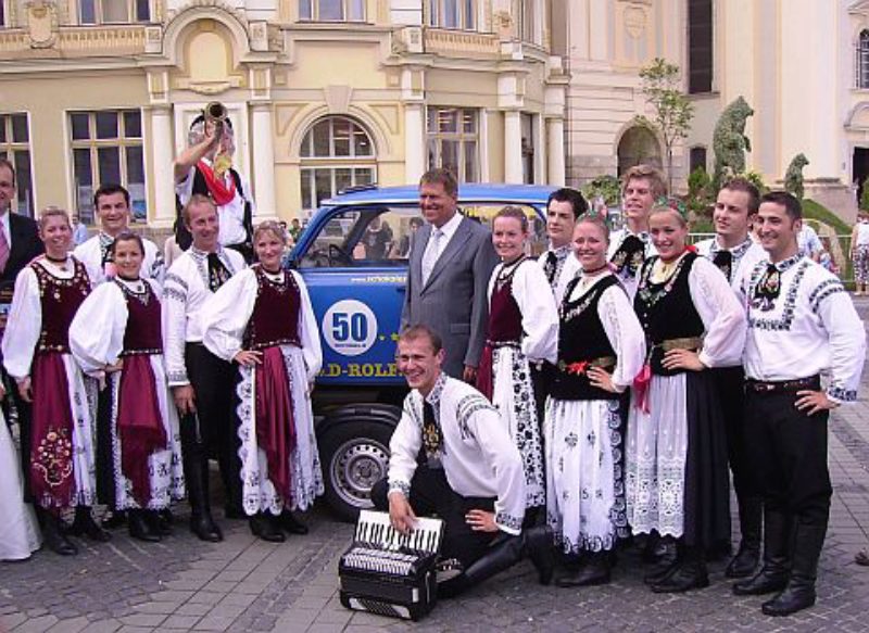 Gruppenbild der Jugendtanzgruppe Mnchen mit ...