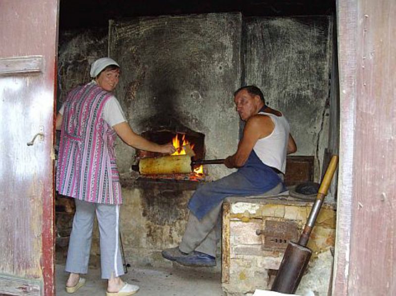 Das Gewinnerfoto: „Beim Bomstrtzlbacken“ von ...