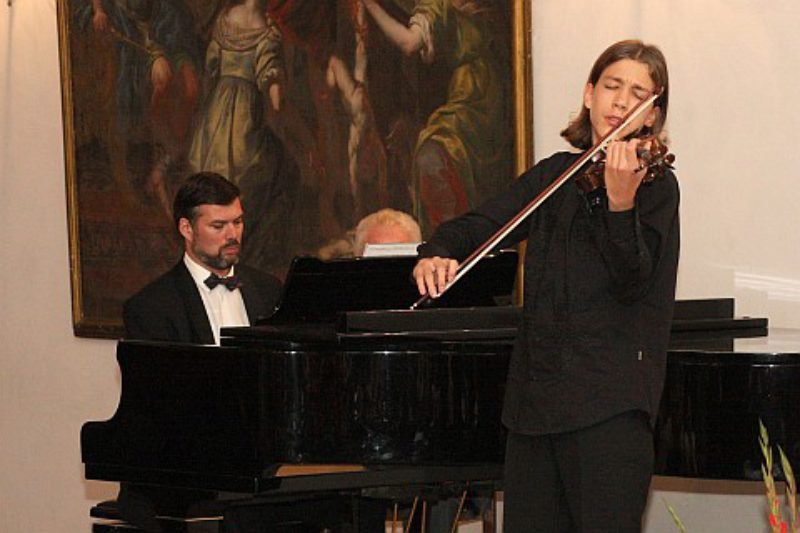 Der Pianist Boldizsar Csiky und der Geiger Luka ...