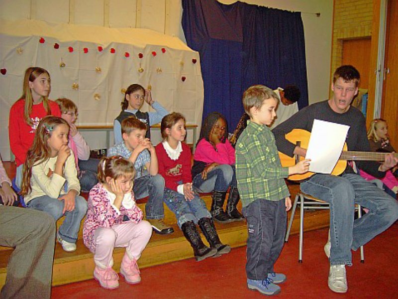 Der Kinderchor der GutsMuths-Grundschule aus ...