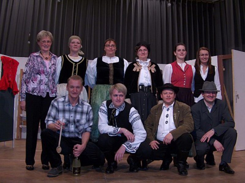 Die Theatergruppe Biberach fhrte „Bm ...