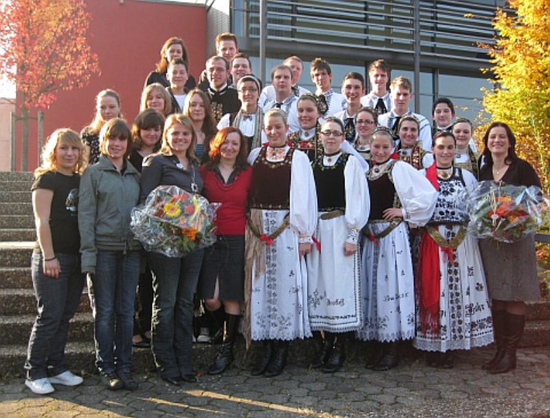 Der Sieger des 17. Volkstanzwettbewerbs der SJD, ...