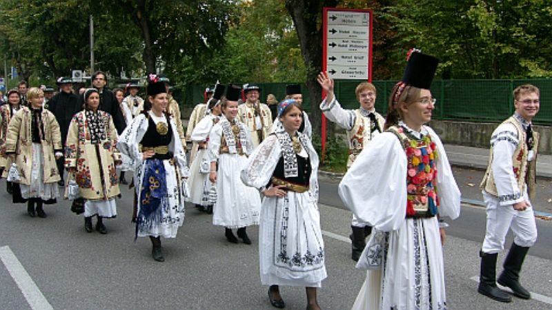 Die Trauner beim Trachtenumzug in Wels. Foto: ...