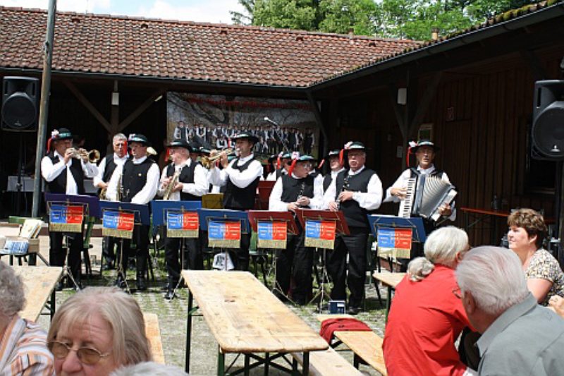 Die Lustigen Adjuvanten Traun beim Kronenfest in ...