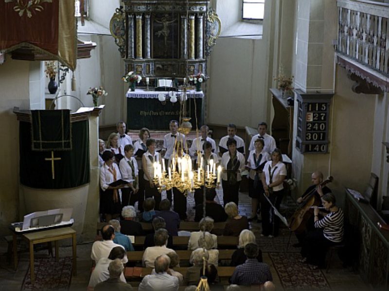 Die „Cantores Vivaces“ bei ihrem Konzert in der ...
