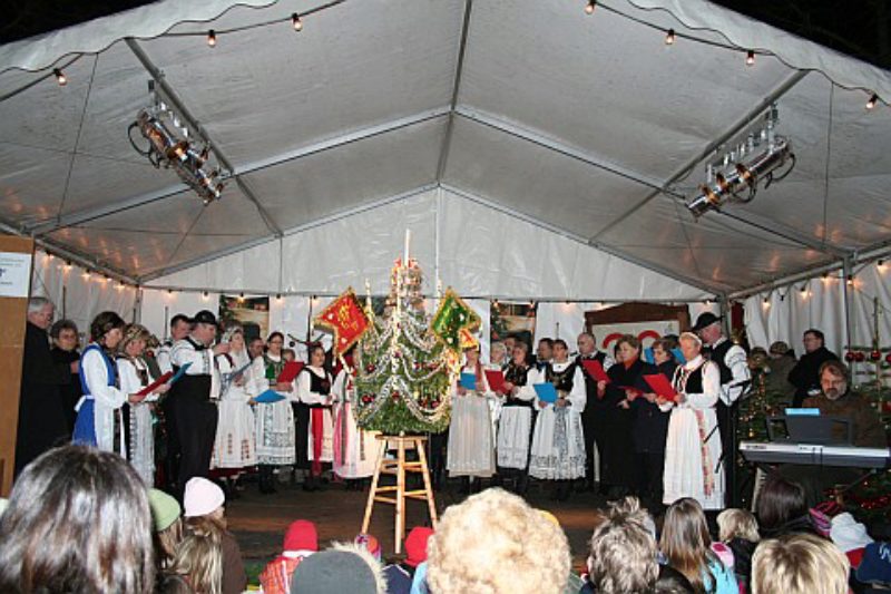 Lichtertsingen in Herzogenaurach. Foto: Gerhard ...