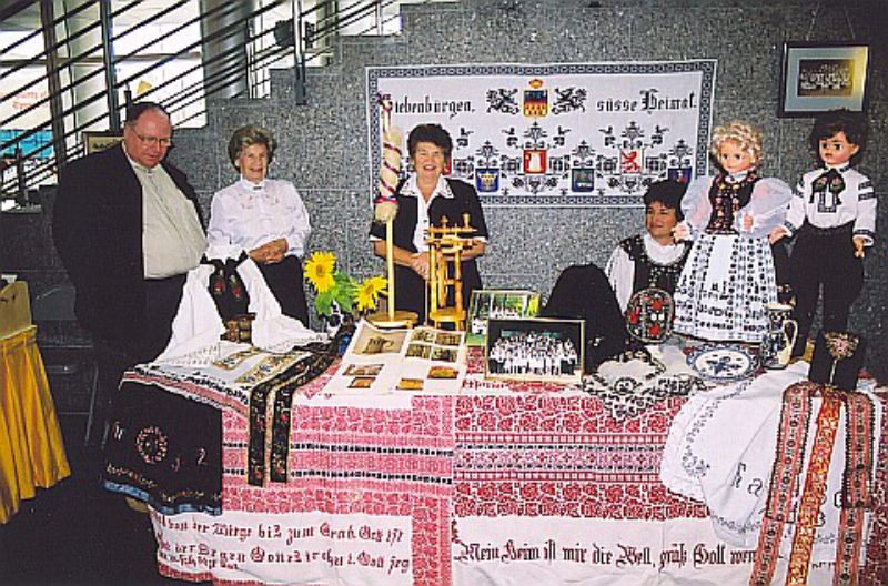 Ausstellung des Frauenvereins des Transylvania ...