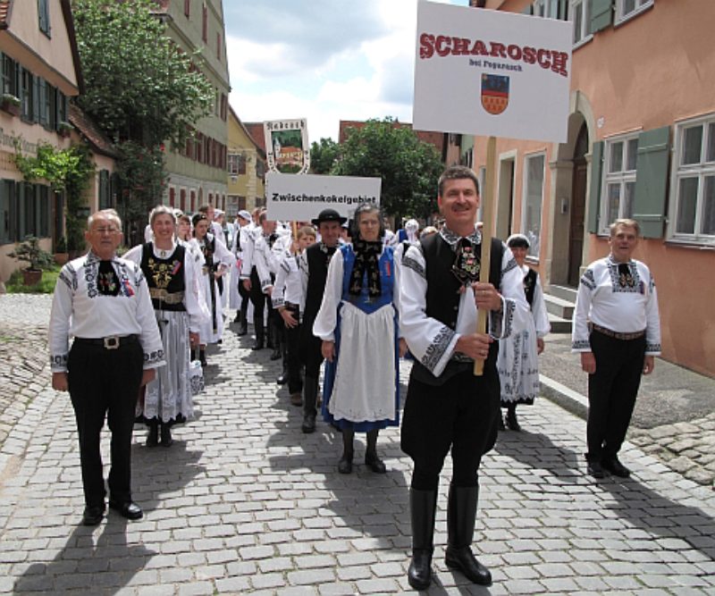 Erstmals beim Festumzug in Dinkelsbhl dabei: die ...