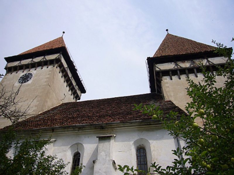 An den Kirchtrmen in Schnberg werden ...