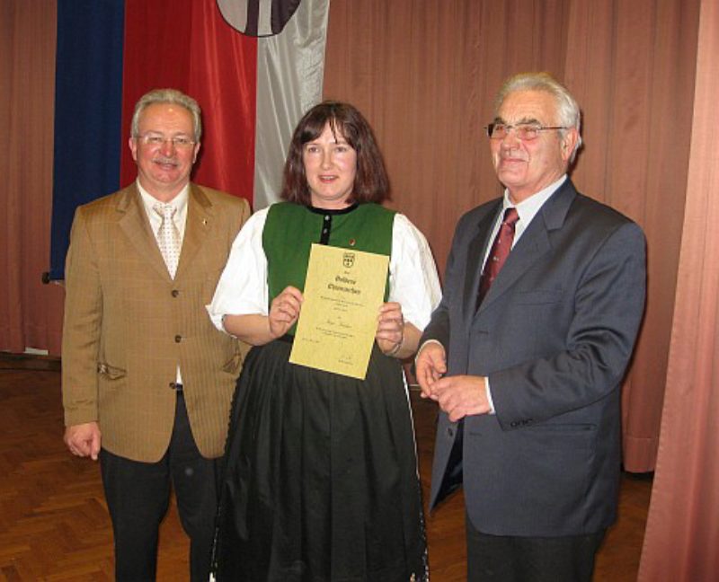 Ehrung fr Nachbarmutter Irene Kastner ...