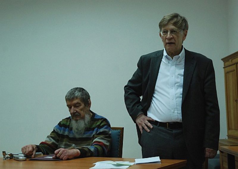 Bevor Franz Hodjak aus seinen neuesten Gedichten ...