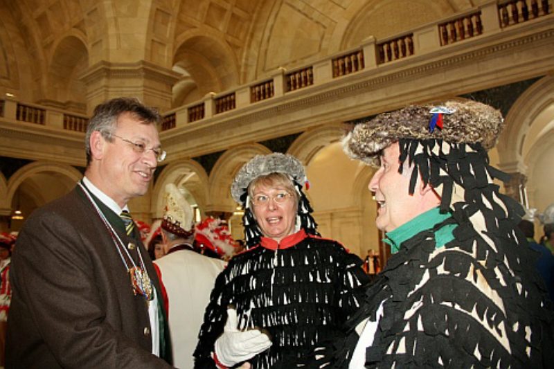 Begrung durch Staatsminister Siegfried ...