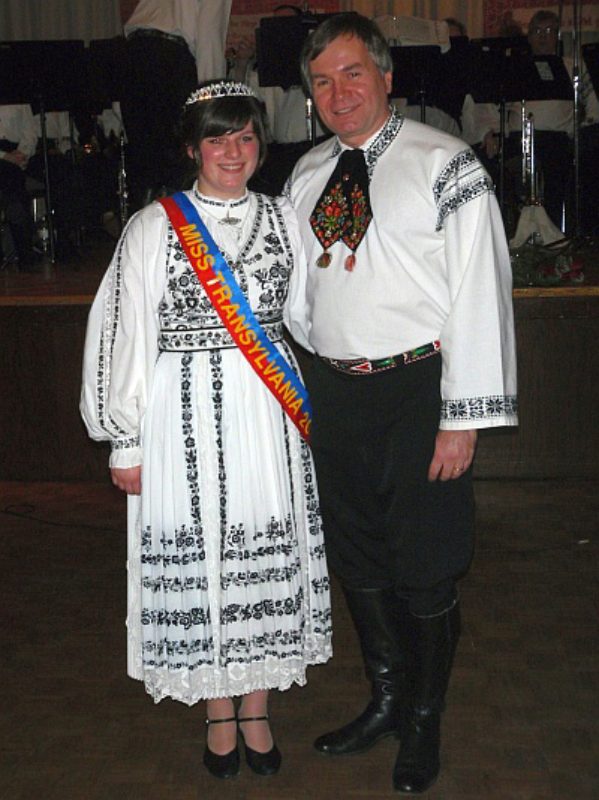 Prsident Alfred Lwrick und Miss Transylvania ...