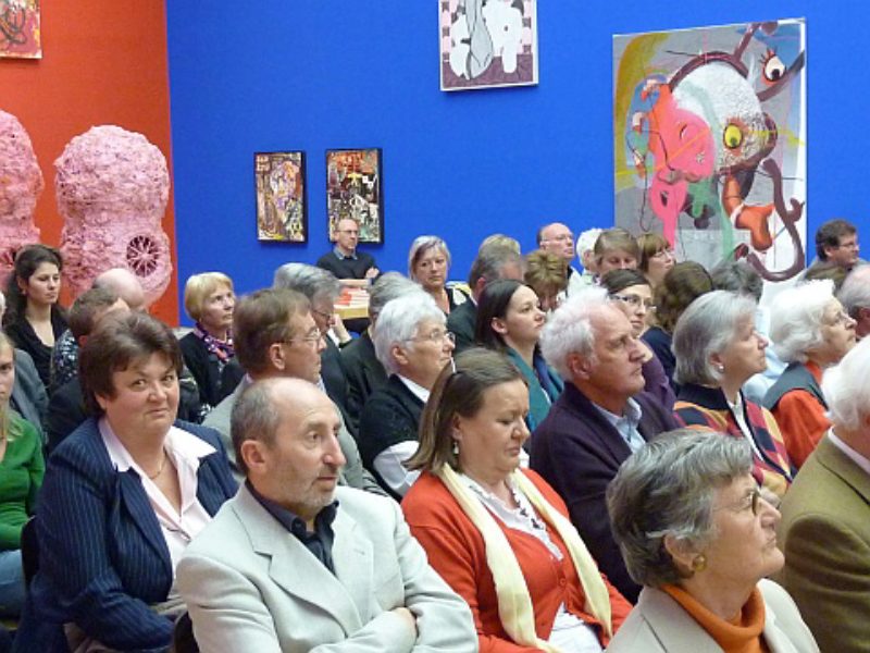 Zuschauer der Lesung in der Ostdeutschen Galerie ...