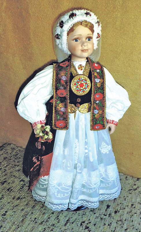 Puppe der verheirateten Frau aus Wurmloch. Foto: ...