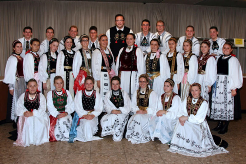 Die Jugendtanzgruppe Heilbronn im Oktober 2010 in ...