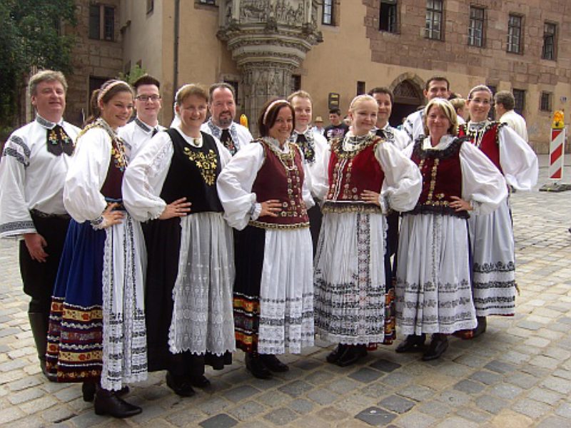 Tanzgruppe der Siebenbrger Sachsen Nrnberg. ...