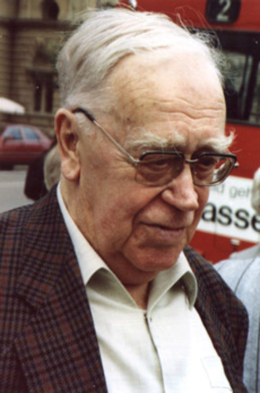 Hans Philippi, 1986 in Ansbach. Foto: Hartmut ...