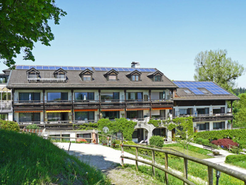 Photovoltaikanlage im Siebenbrgerheim Rimsting. ...