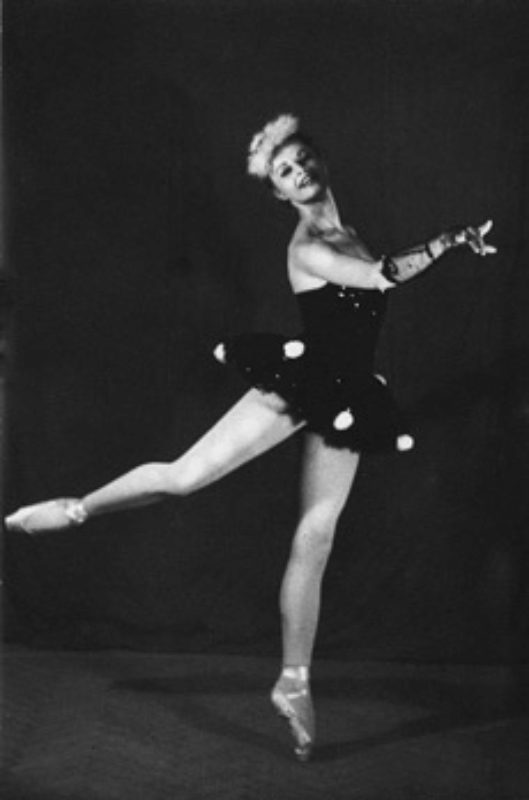 Ingeborg Schnell-Statnic 1957 in der Bukarester ...