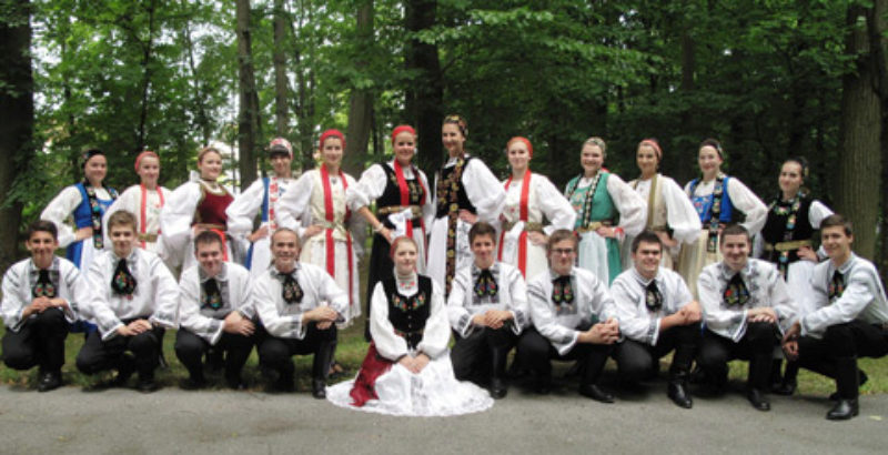 „Herzis“, die Siebenbrgische Jugendtanzgruppe ...