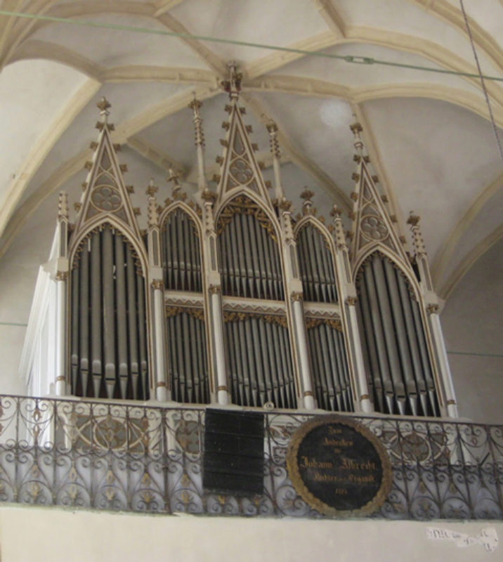 Meschner Orgel im Juni 2011. Foto: H. Schneider ...