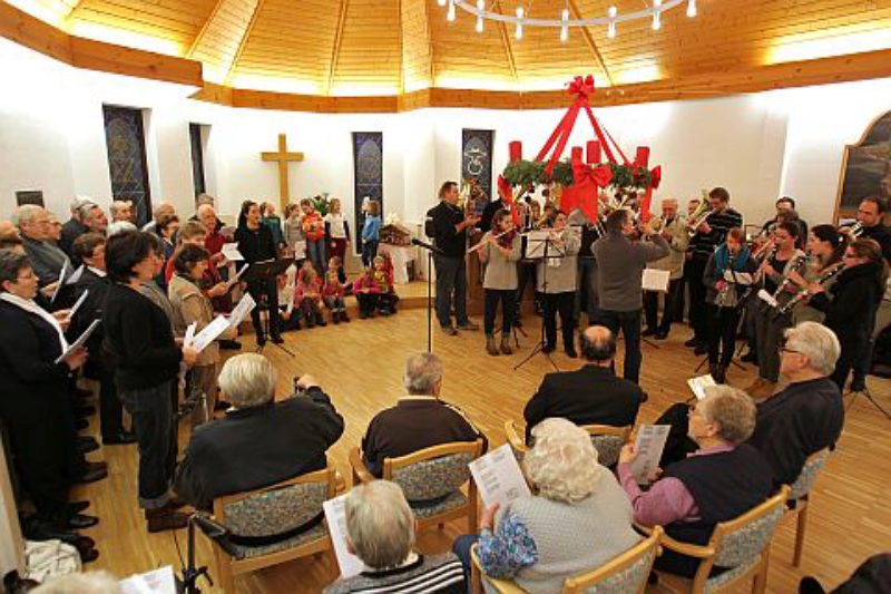 „Puer natus“ in Drabenderhhe, musikalisch ...