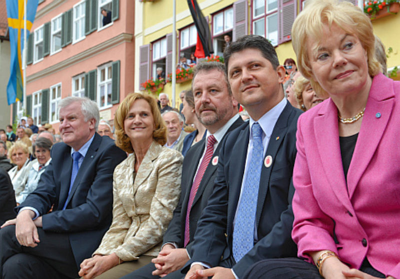 Ehrengste auf der Festtribne in Dinkelsbhl, ...