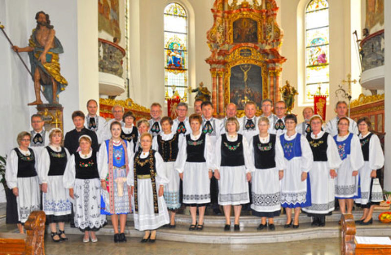 14. Jakobsdorfer Treffen: Trachtentrger nach dem ...