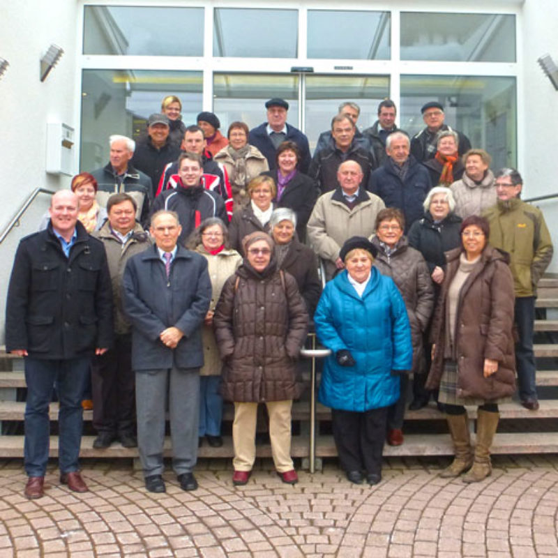 Der Vorstand der Landesgruppe NRW vor dem ...