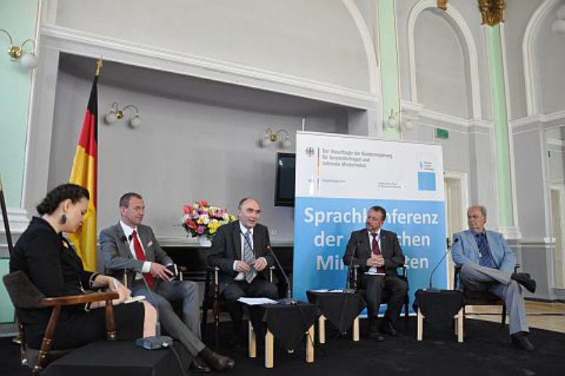 Dr. Christoph Bergner (Mitte) diskutierte ...