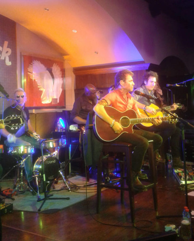 Peter Maffay und Band im Hard Rock Caf in ...