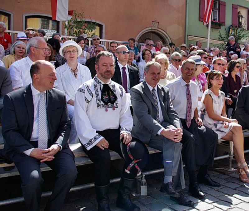 Festredner bei der Festkundgebung des Heimattages ...