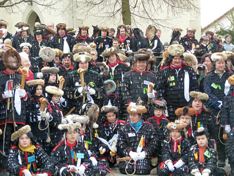 Knapp 300 Urzeln feierten bei strahlendem ...