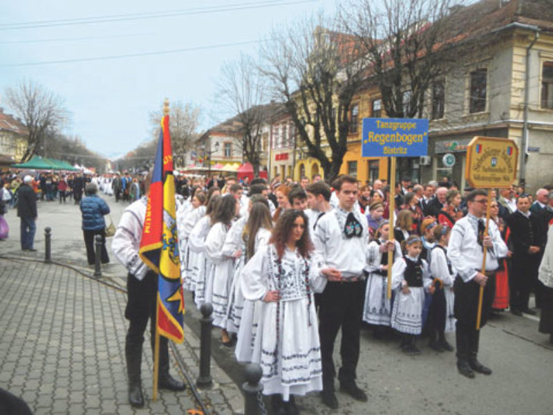 Ostermarkt in Bistritz: Ankunft der ...